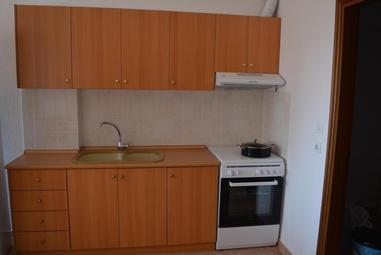 Panos Apartments Gerakini Exterior photo